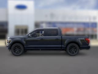 Ford F-150 LARIAT 4WD SuperCrew 5.5' Box Ford F-150 LARIAT 4WD SuperCrew 5.5' Box