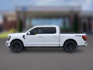 Ford F-150 LARIAT 4WD SuperCrew 5.5' Box Ford F-150 LARIAT 4WD SuperCrew 5.5' Box