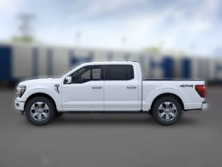 Ford F-150 Platinum 4WD SuperCrew 5.5' Box Ford F-150 Platinum 4WD SuperCrew 5.5' Box