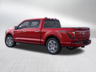 Ford F-150 Platinum 4WD SuperCrew 5.5' Box Ford F-150 Platinum 4WD SuperCrew 5.5' Box