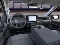 Ford F-150 XL 2WD Reg Cab 6.5' Box 2026 — side view