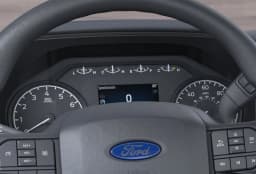 Ford F-150 XL 2WD Reg Cab 6.5' Box 2026 — side view