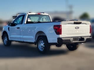 Ford F-150 XL 2WD Reg Cab 8' Box Ford F-150 XL 2WD Reg Cab 8' Box