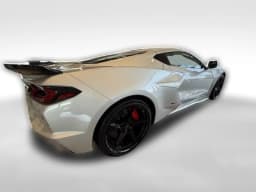 Chevrolet Corvette 1LZ 2dr E-Ray Cpe 2026 — side view