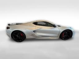 Chevrolet Corvette 1LZ 2dr E-Ray Cpe 2026 — side view