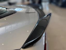 Chevrolet Corvette 1LZ 2dr E-Ray Cpe 2026 — side view