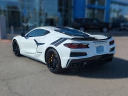 Chevrolet Corvette 2LT 2dr Grand Sport Cpe 2027 — side view