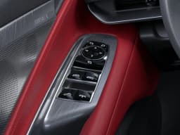 Chevrolet Corvette 2LT 2dr Grand Sport Conv 2027 — side view