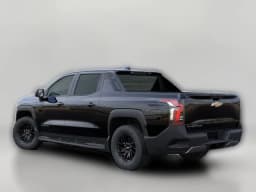Chevrolet Silverado EV Standard Range LT e4WD Crew Cab 2026 — side view