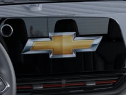 Chevrolet Silverado EV Max Range Trail Boss e4WD Crew Cab 2026 — side view