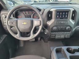 Chevrolet Silverado 2500HD Custom 4WD Crew Cab 159" 2026 — side view