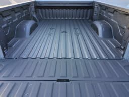 Chevrolet Silverado 2500HD Custom 4WD Crew Cab 159" 2026 — side view