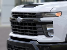 Chevrolet Silverado 2500HD Custom 4WD Crew Cab 159" 2026 — side view