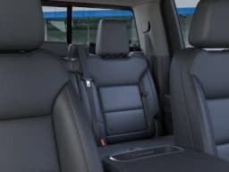 Chevrolet Silverado 2500HD LT 4WD Crew Cab 159" 2026 — side view