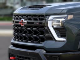 Chevrolet Silverado 2500HD ZR2 4WD Crew Cab 159" 2026 — side view