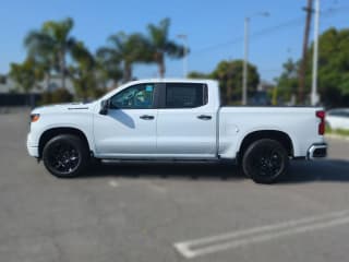 Chevrolet Silverado 1500 Custom 2WD Crew Cab 147" Chevrolet Silverado 1500 Custom 2WD Crew Cab 147"