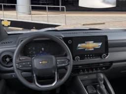 Chevrolet Colorado 2WD Work Truck Crew Cab 2026 — side view
