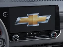 Chevrolet Colorado 2WD Work Truck Crew Cab 2026 — side view
