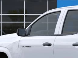 Chevrolet Colorado 4WD Work Truck Crew Cab 2026 — side view