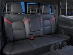 Chevrolet Colorado 4WD Z71 Crew Cab 2026 — side view