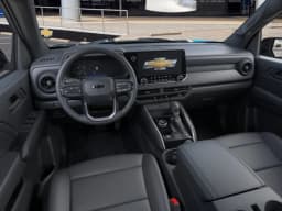 Chevrolet Colorado 4WD Trail Boss Crew Cab 2026 — side view