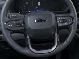 Chevrolet Colorado 4WD Trail Boss Crew Cab 2026 — side view
