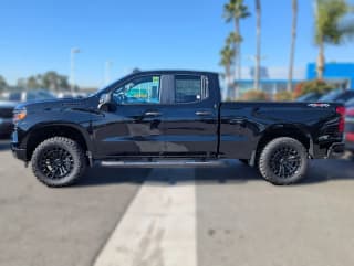 Chevrolet Silverado 1500 Custom 4WD Double Cab 147" Chevrolet Silverado 1500 Custom 4WD Double Cab 147"