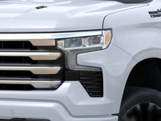 Chevrolet Silverado 1500 High Country 4WD Crew Cab 147" Chevrolet Silverado 1500 High Country 4WD Crew Cab 147"