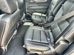 GMC Acadia FWD Elevation 4dr 2026 — side view