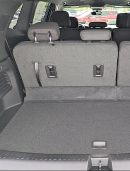 GMC Acadia FWD Elevation 4dr 2026 — side view
