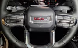 GMC Acadia FWD Elevation 4dr 2026 — side view