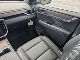 GMC Acadia FWD Denali 4dr 2026 — side view