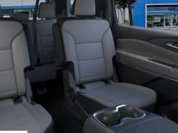 Chevrolet Traverse FWD LT 4dr 2026 — side view