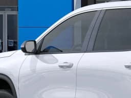 Chevrolet Traverse FWD LT 4dr 2026 — side view