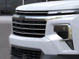 Chevrolet Traverse FWD LT 4dr 2026 — side view