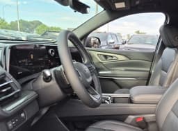 Chevrolet Traverse FWD LT 4dr 2027 — side view