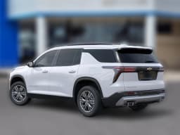Chevrolet Traverse FWD LT 4dr 2027 — side view