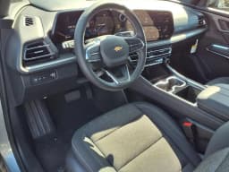 Chevrolet Traverse FWD LT 4dr 2027 — side view