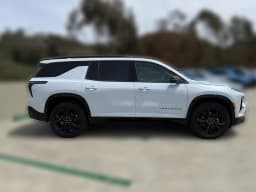 Chevrolet Traverse FWD RS 4dr 2027 — side view