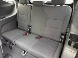 Chevrolet Traverse AWD LT 4dr 2026 — side view