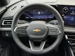 Chevrolet Traverse AWD LT 4dr 2026 — side view