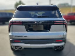 Chevrolet Traverse AWD Z71 4dr 2026 — side view