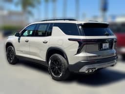 Chevrolet Traverse AWD Z71 4dr 2027 — side view
