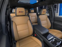 Chevrolet Traverse AWD Z71 4dr 2027 — side view