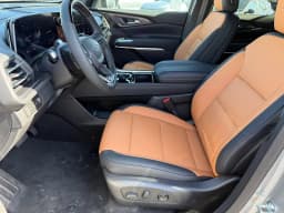 Chevrolet Traverse AWD Z71 4dr 2027 — side view