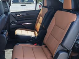Chevrolet Traverse AWD Z71 4dr 2027 — side view