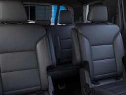 Chevrolet Traverse AWD Z71 4dr 2026 — side view