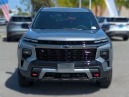 Chevrolet Traverse AWD Z71 4dr 2026 — side view