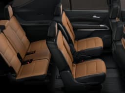 Chevrolet Traverse AWD Z71 4dr 2027 — side view