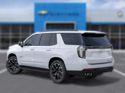 Chevrolet Tahoe RST 4WD 4dr 2026 — side view